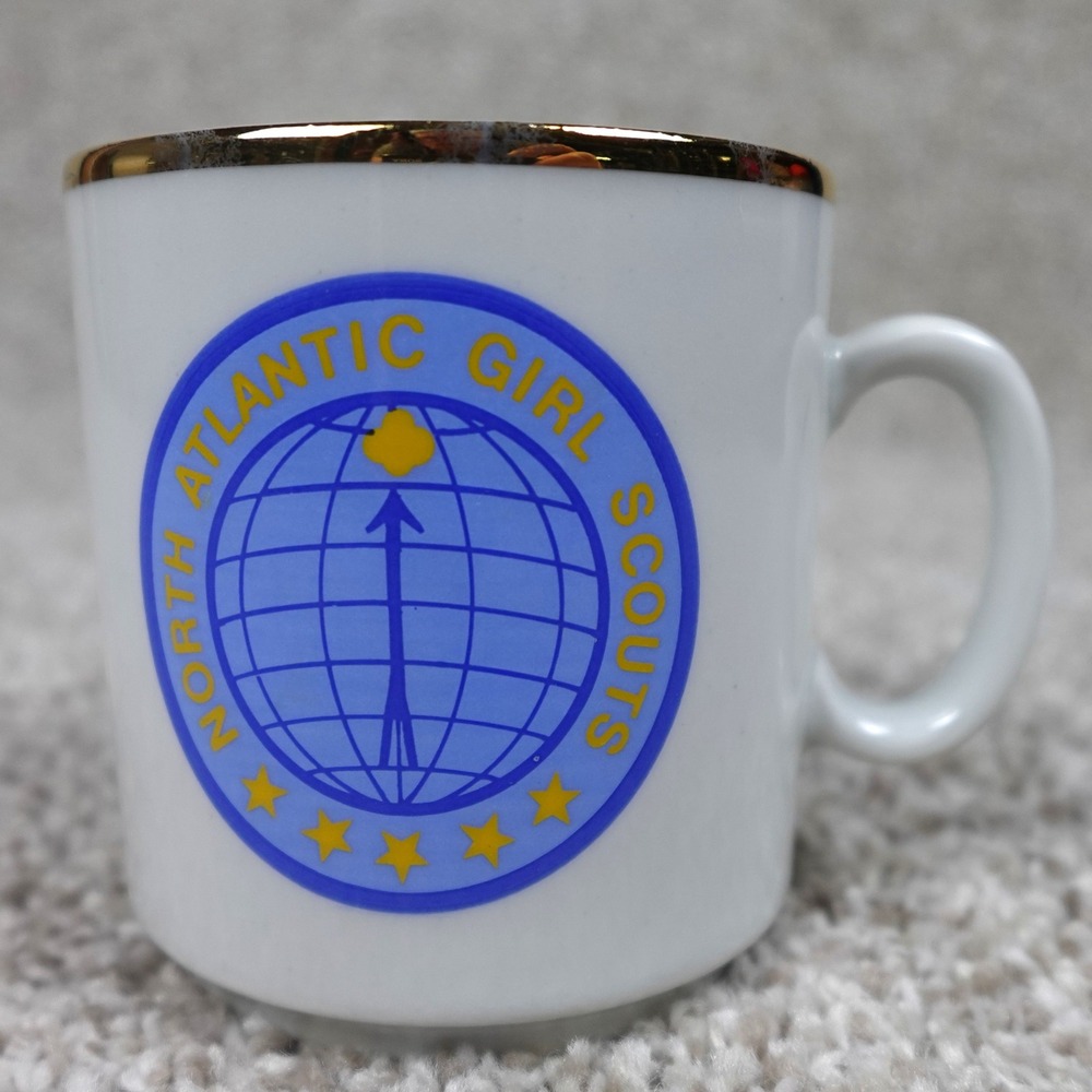 North Atlantic Girl Scouts White Ceramic Mug Gold Rim Globe Logo 367
